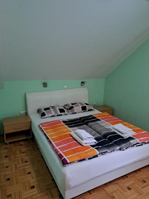 Guest House Pri Treh Lipah Ptuj Dış mekan fotoğraf