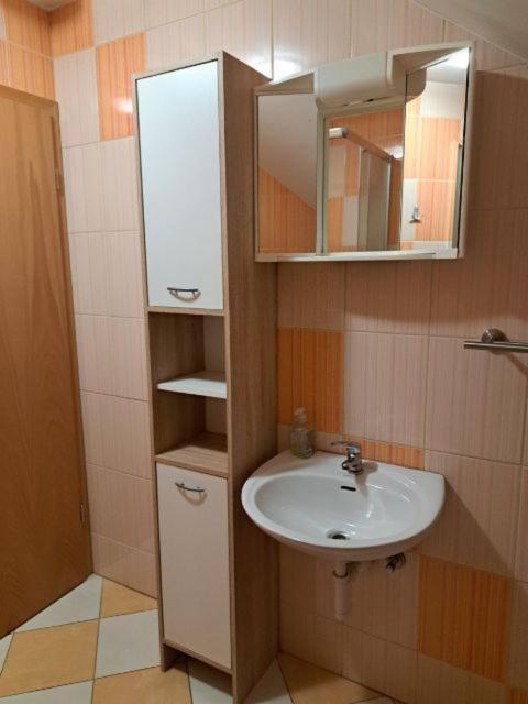 Guest House Pri Treh Lipah Ptuj Dış mekan fotoğraf