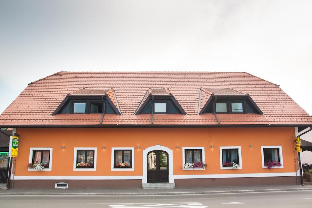 Guest House Pri Treh Lipah Ptuj Dış mekan fotoğraf