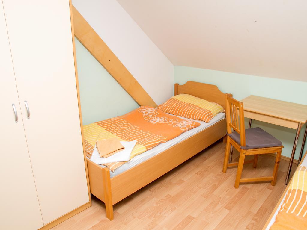 Guest House Pri Treh Lipah Ptuj Dış mekan fotoğraf